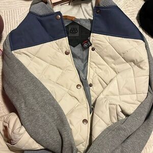 686 Parklan Women’s Autumn Insulated Jacket- Like New!